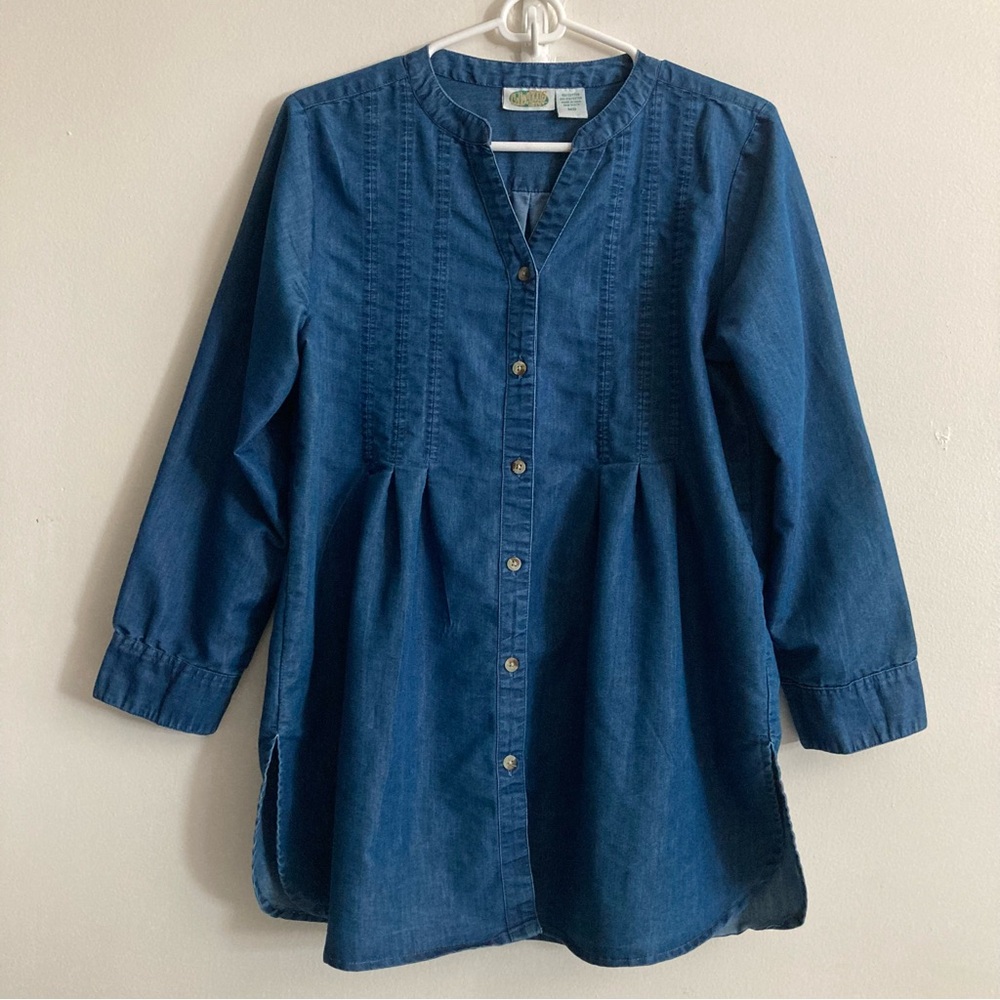 COLLECTIONS ETC chambray top